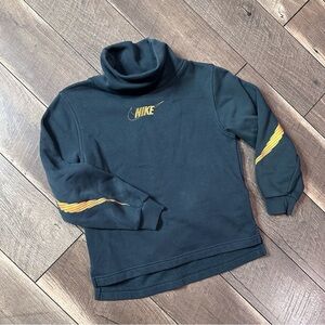 Nike Cowlneck Pullover